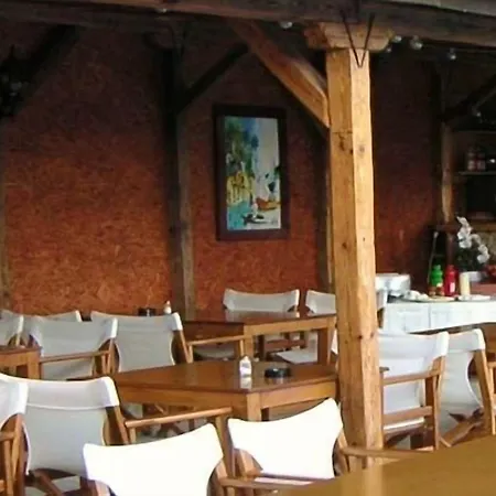 فندق Family Tropicana