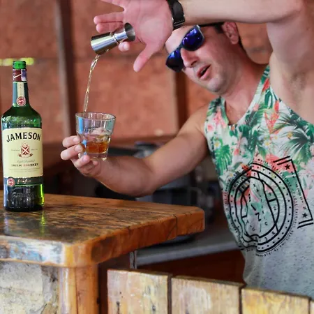 Family Tropicana Hotel 2*